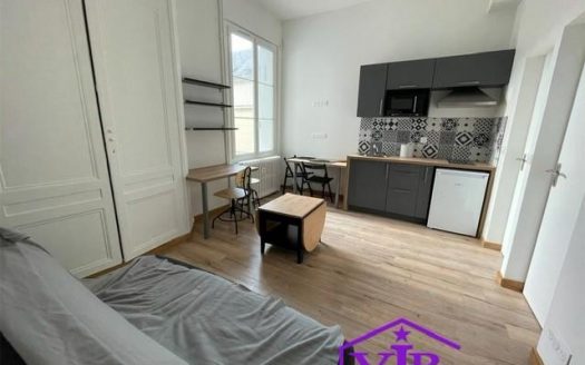 STUDIO MEUBLE