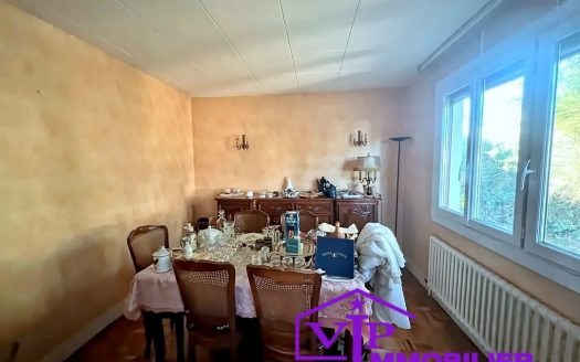 Pavillon 3 chambres dont 1 au RDC Sotteville