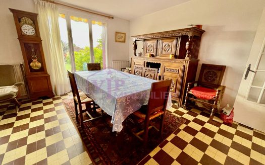 Maison sur sous-sol complet – 76520 FRANQUEVILLE-SAINT-PIERRE