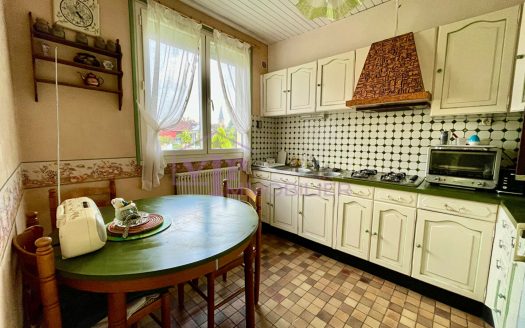 Maison sur sous-sol complet – 76520 FRANQUEVILLE-SAINT-PIERRE