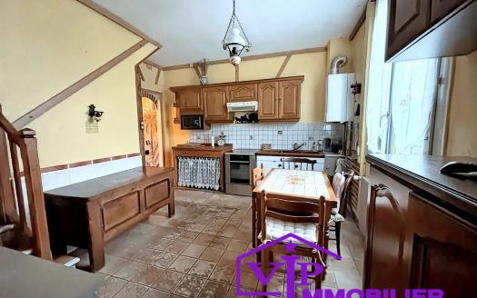 Maison mitoyenne d’1 côté