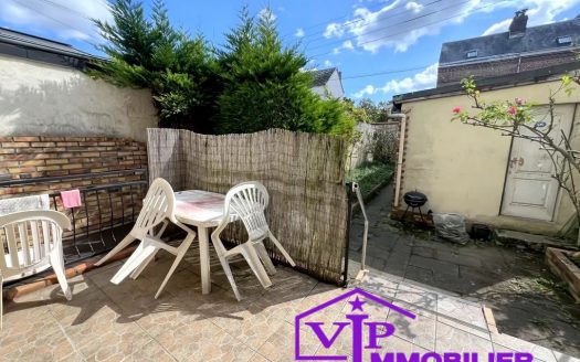 Maison de ville 2 chambres + bureau