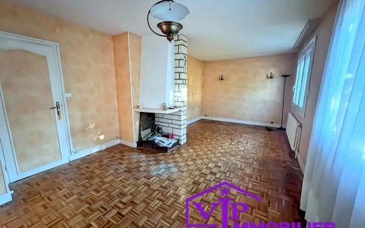 Pavillon 3 chambres dont 1 au RDC Sotteville