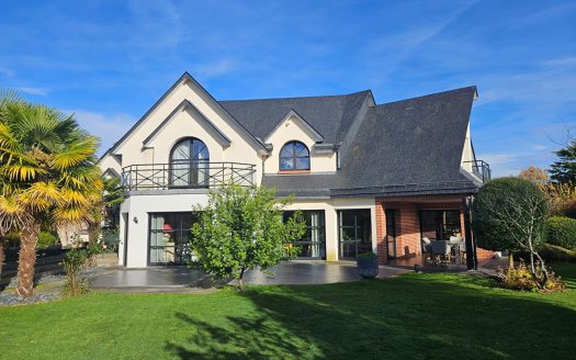 Maison d’architecte Franqueville Saint Pierre 6 pièce(s) 253 m2