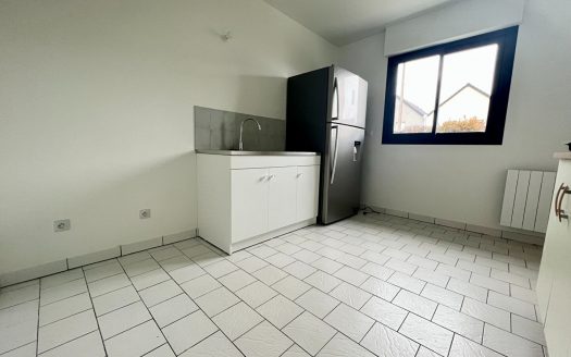 Maison mitoyenne avec garage 102m² – 76800 SAINT ETIENNE DU ROUVRAY