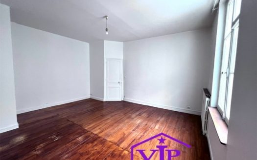 STUDIO ROUEN DROITE 40 m²