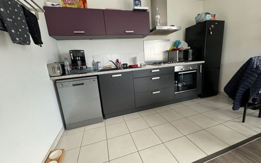 Appartement T3 avec parking – 76520 FRANQUEVILLE-SAINT-PIERRE