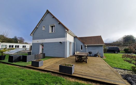 Maison avec grand terrain 4 chambres 166 m2