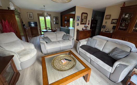 Maison Franqueville Saint Pierre 5 pièce(s) 87 m2