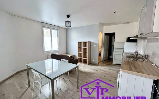 APPARTEMENT F2 MEUBLE
