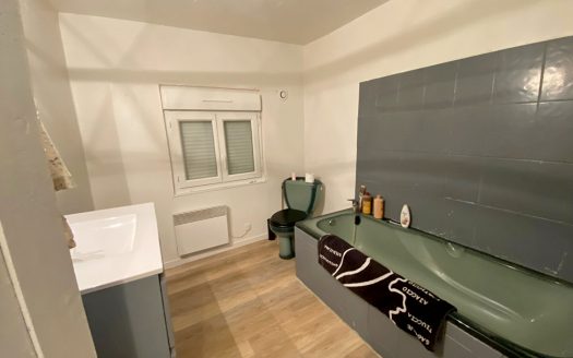 Maison de ville avec garage – 76800 SAINT ETIENNE DU ROUVRAY