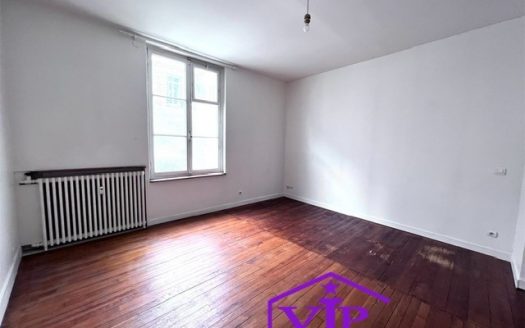 STUDIO ROUEN DROITE 40 m²