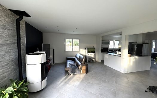 Maison Franqueville Saint Pierre 5 pièce(s) 130 m2