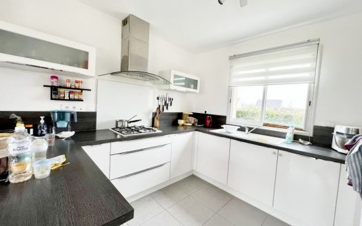 Pavillon individuel récent avec 4 chambres, terrain 76750 MORGNY LA POMMERAYE