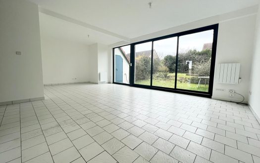 Maison mitoyenne avec garage 102m² – 76800 SAINT ETIENNE DU ROUVRAY