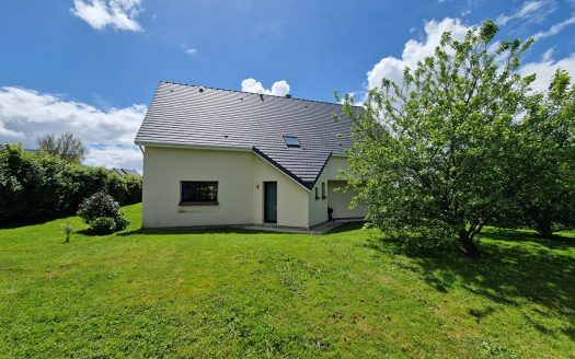 Maison La Neuville Chant D Oisel 7 pièce(s) 187 m2