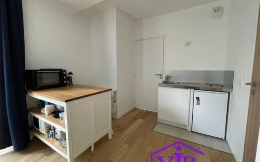 Studio meublé 22.4 m2