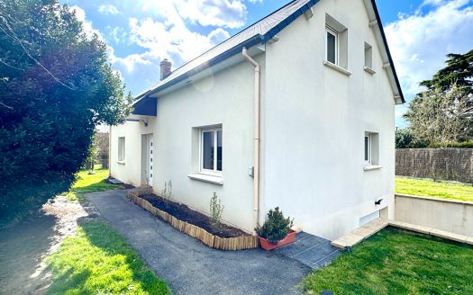 Maison Franqueville Saint Pierre 5 pièce(s) 130 m2