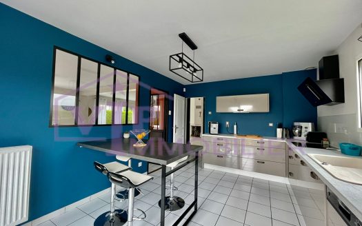 Pavillon sur sous-sol complet 145m² – 76240 LE MESNIL ESNARD