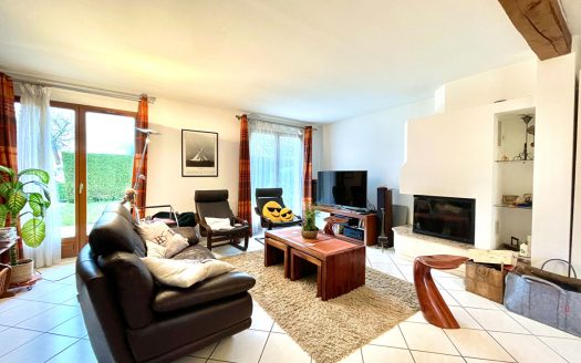 Maison Le Mesnil Esnard 8 pièce(s) 183 m²