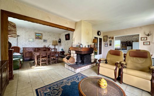 Maison Franqueville Saint Pierre 5 pièce(s) 105 m2