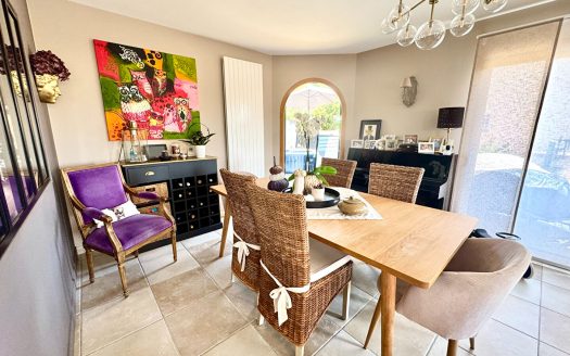 Maison rare avec 4 chambres vivable de PLAIN-PIED