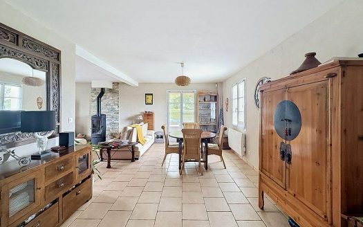 Maison individuelle 6 pièce(s) 150 m2 avec 4 chambres