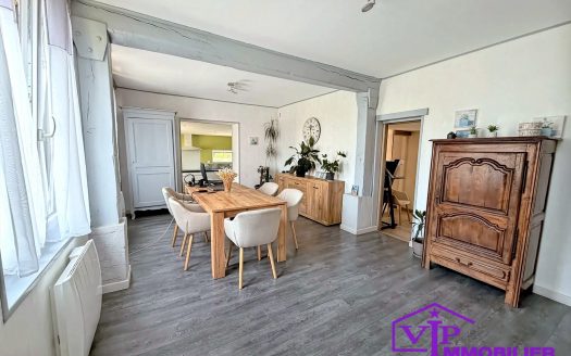 Maison mitoyenne avec 2 chambres et jardin