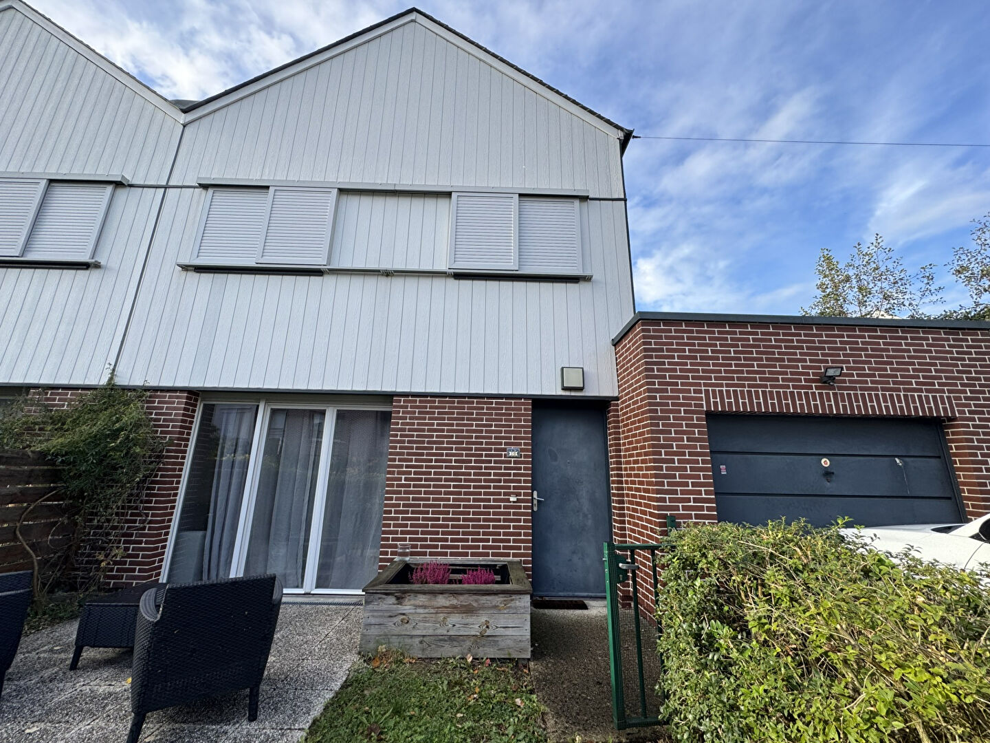 Maison 4 pièces 267 m² · à Saint-Léger-du-Bourg-Denis · 267 m² · 229 000 €